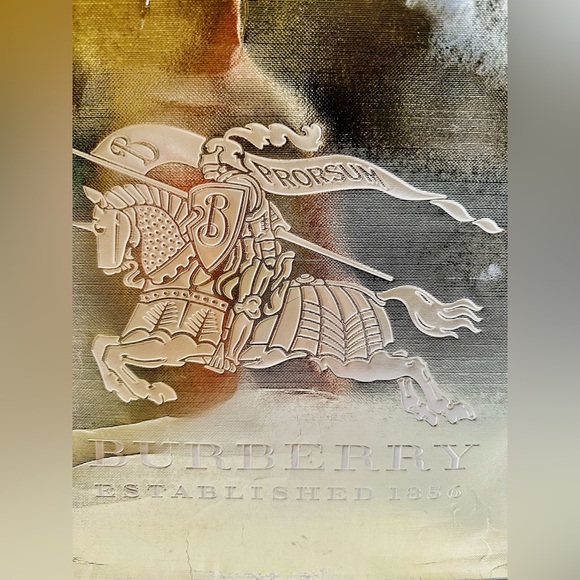 Authentic Burberry Gold Paper Shopping Bag Gold Knight Logo Discounted - Picture 4 of 9